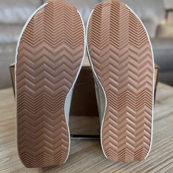 NWT!  Sorel Women's Out 'N About Plus Boot — Waterproof Leather Boots - Size 7.5 - Picture 12 of 12